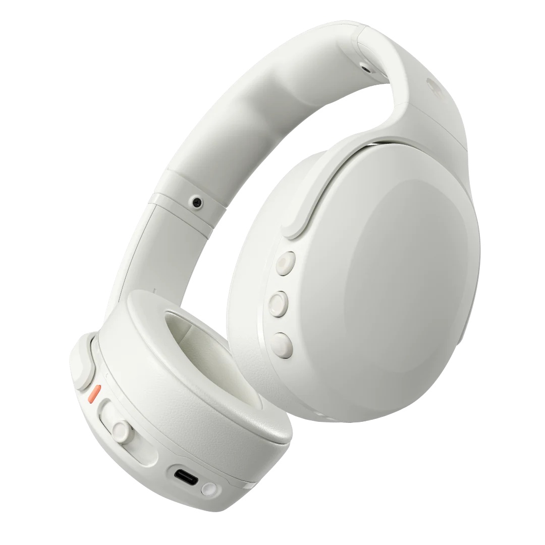 Weiße Over-Ear Kopfhörer mit runden Ohrmuscheln. Es gibt Bedienelemente an der Seite.